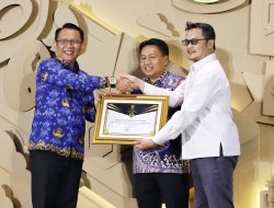 Kabupaten Bekasi Terima Penghargaan dari Komisi Informasi Jawa Barat Kategori Pemerintah Kabupaten/Kota Menuju Informatif